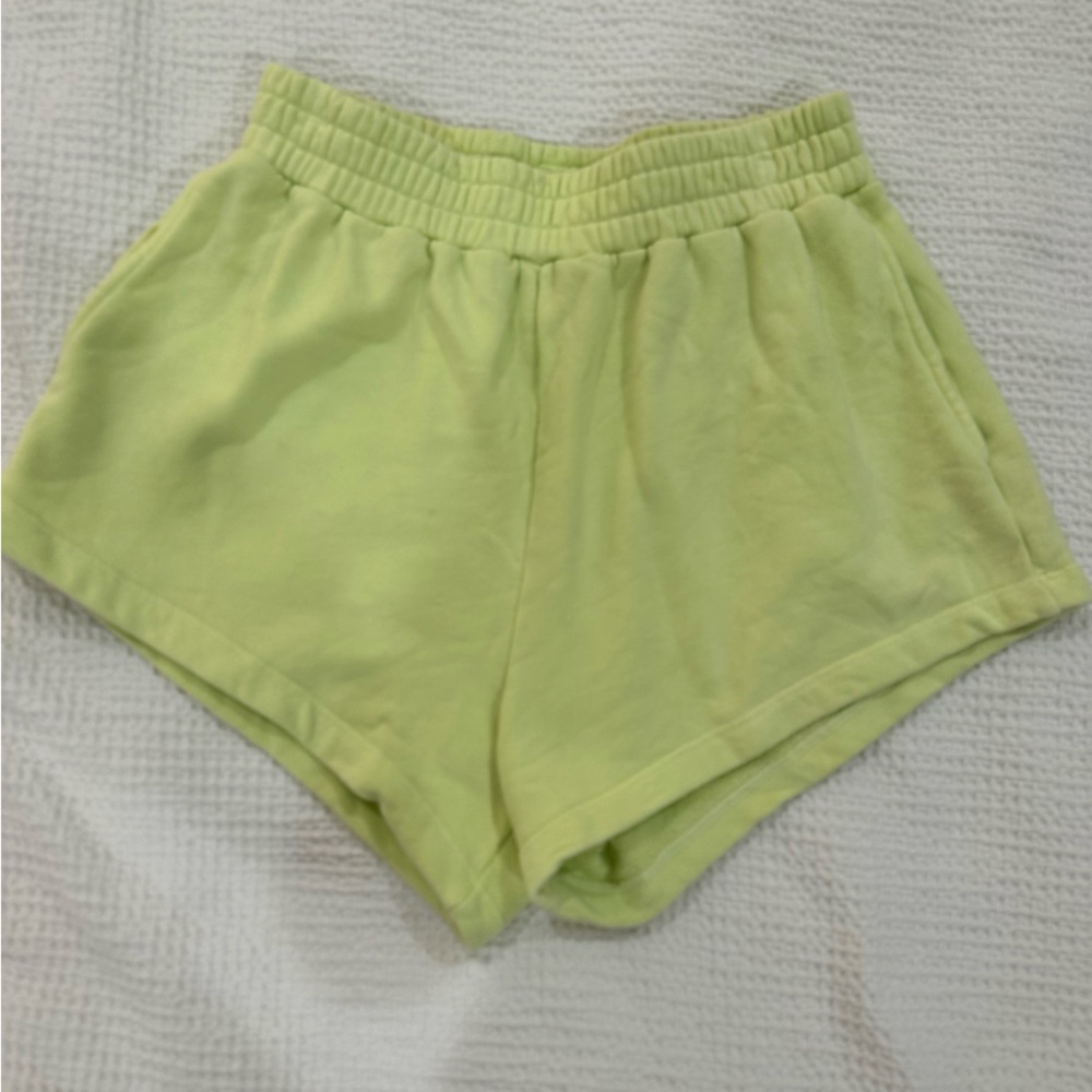 Daily Drills Sweat Shorts Size M/L